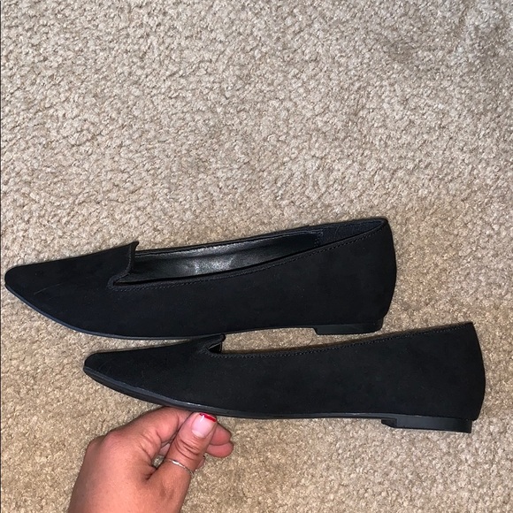 Shoes - Picture 3 of 5